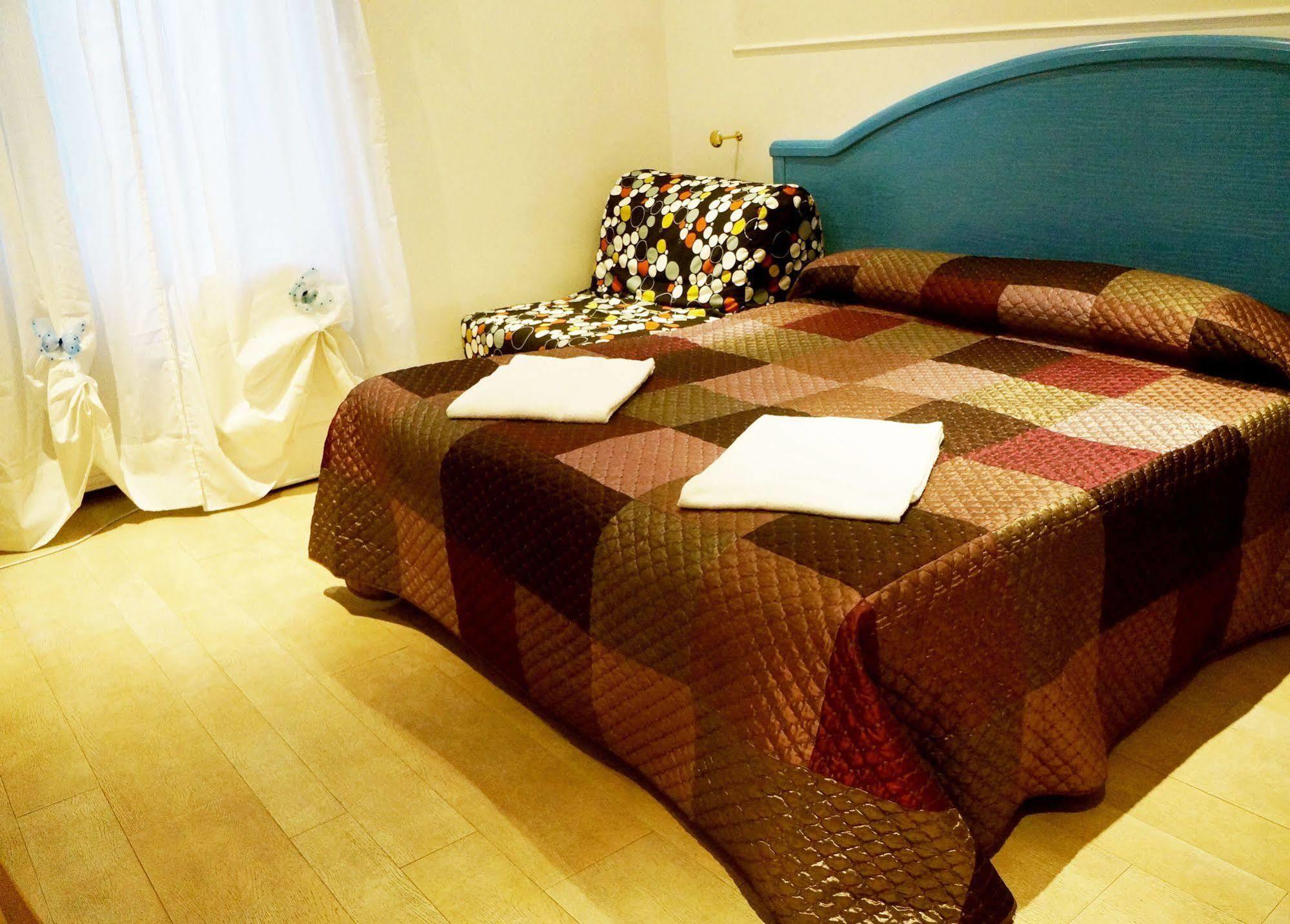 로마 카사 델아미치지아 B&B 외부 사진
